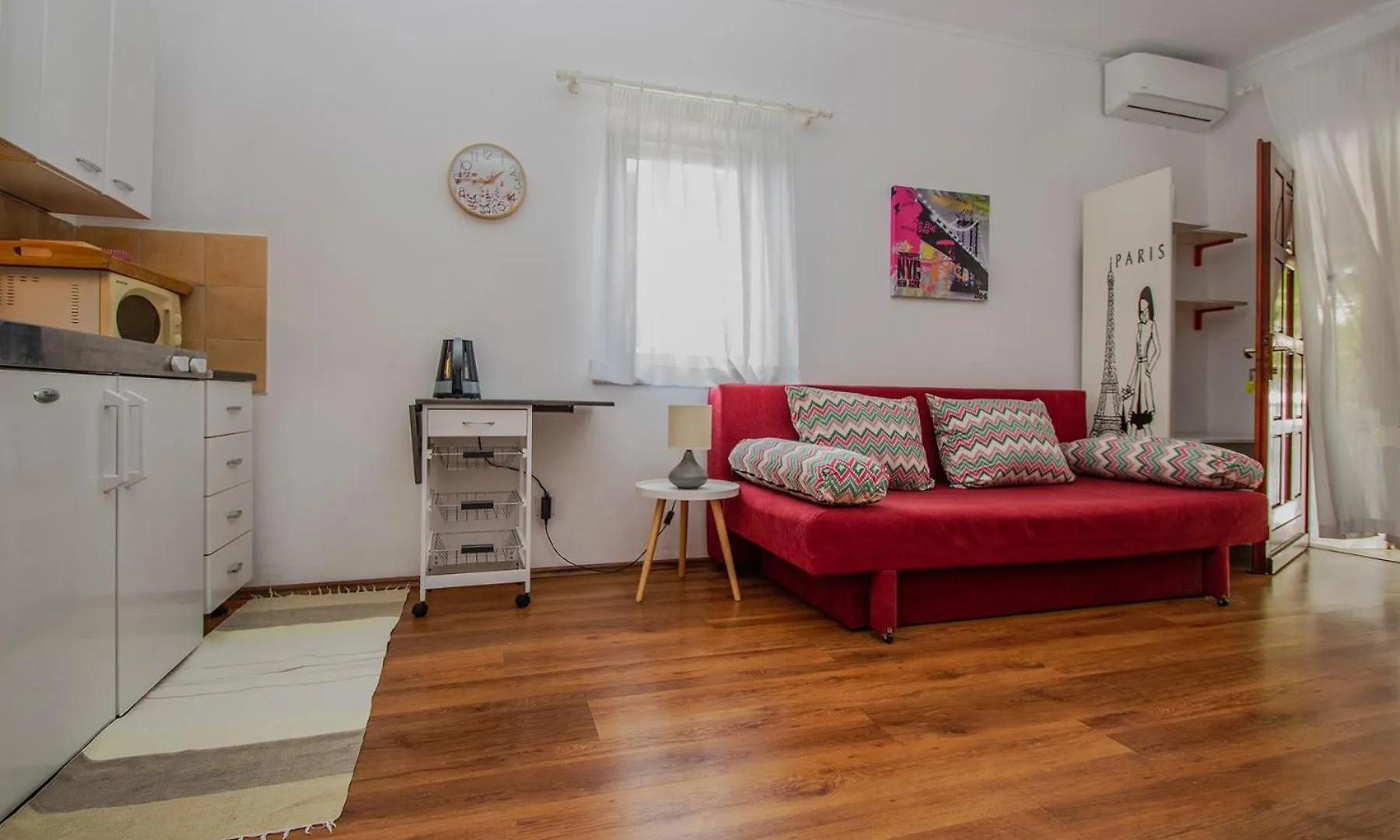 Apartment Iva Pula 0*,